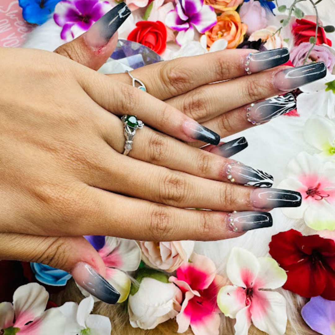 Dazzle Me Nail Salon & Lashes 15% off for First Time Visitors - Nail Salon in Riverside