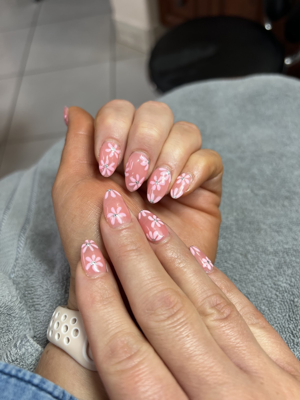 KC NAILS & SPA - Nail Salon in Riverside