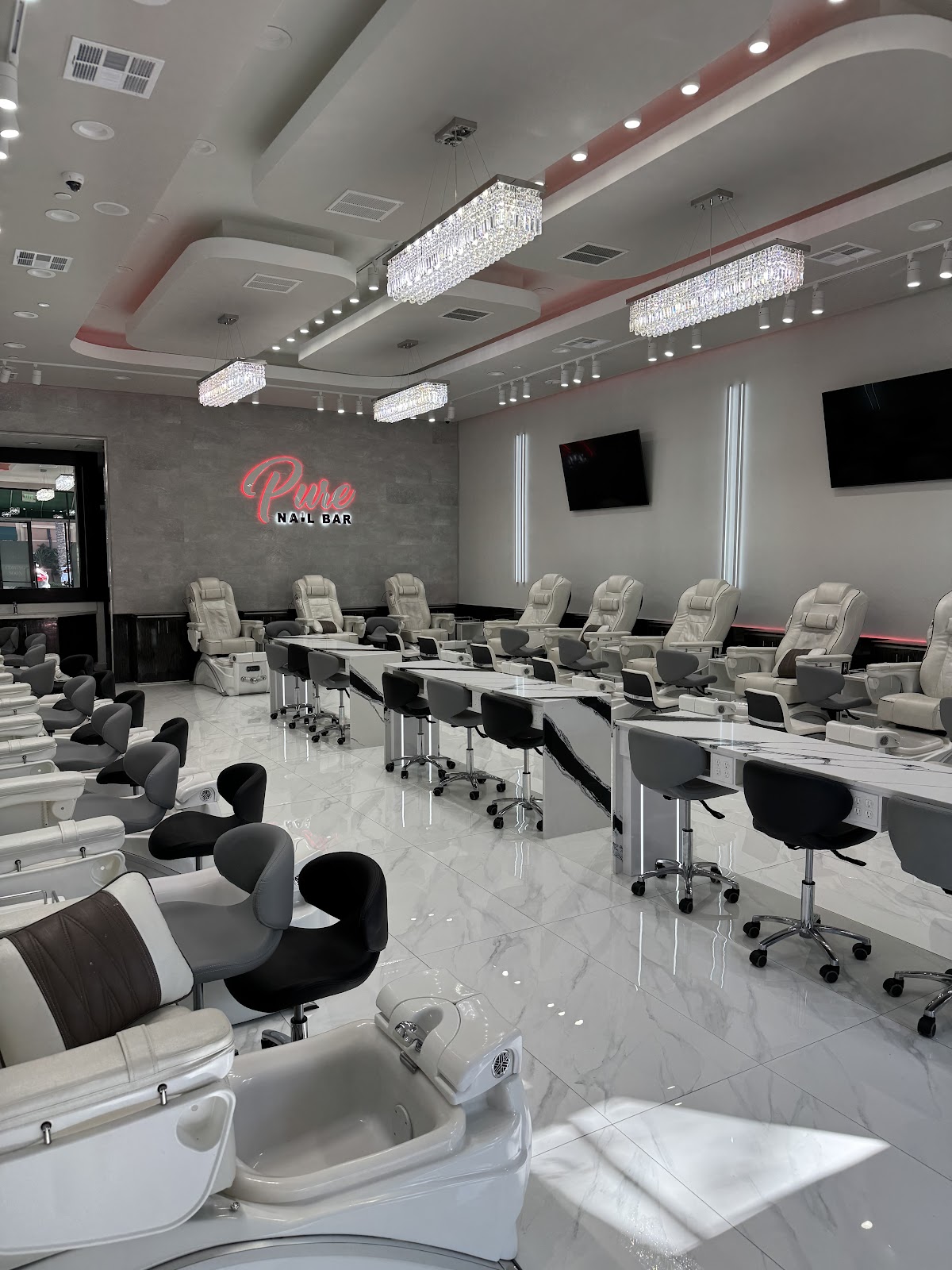 Pure Nail Bar - Nail Salon in Irvine