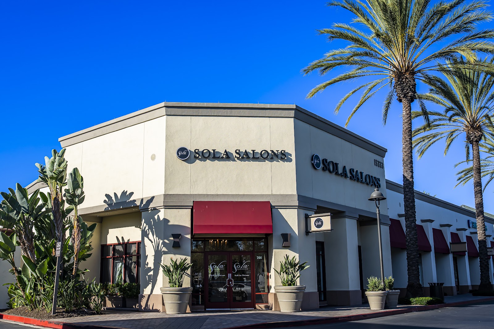 Sola Salons - Hair Salon in Irvine