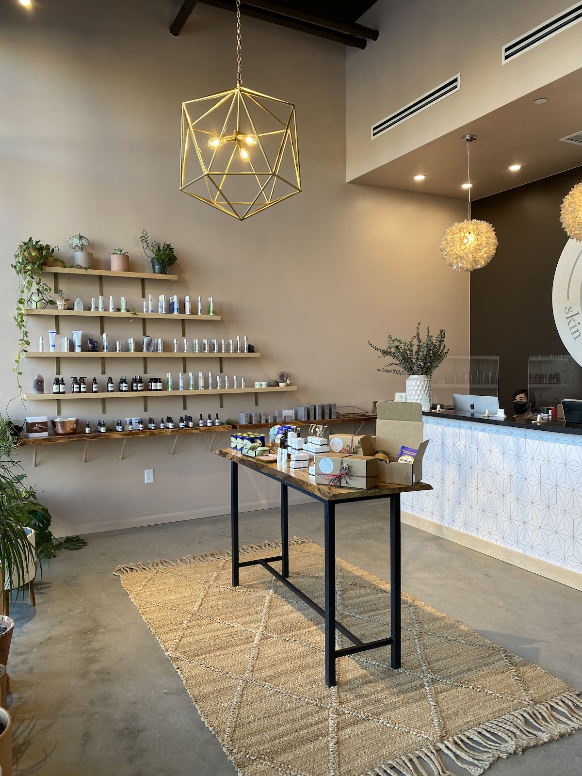 Sesen Skin Body Wellness - Beauty Spa in Denver