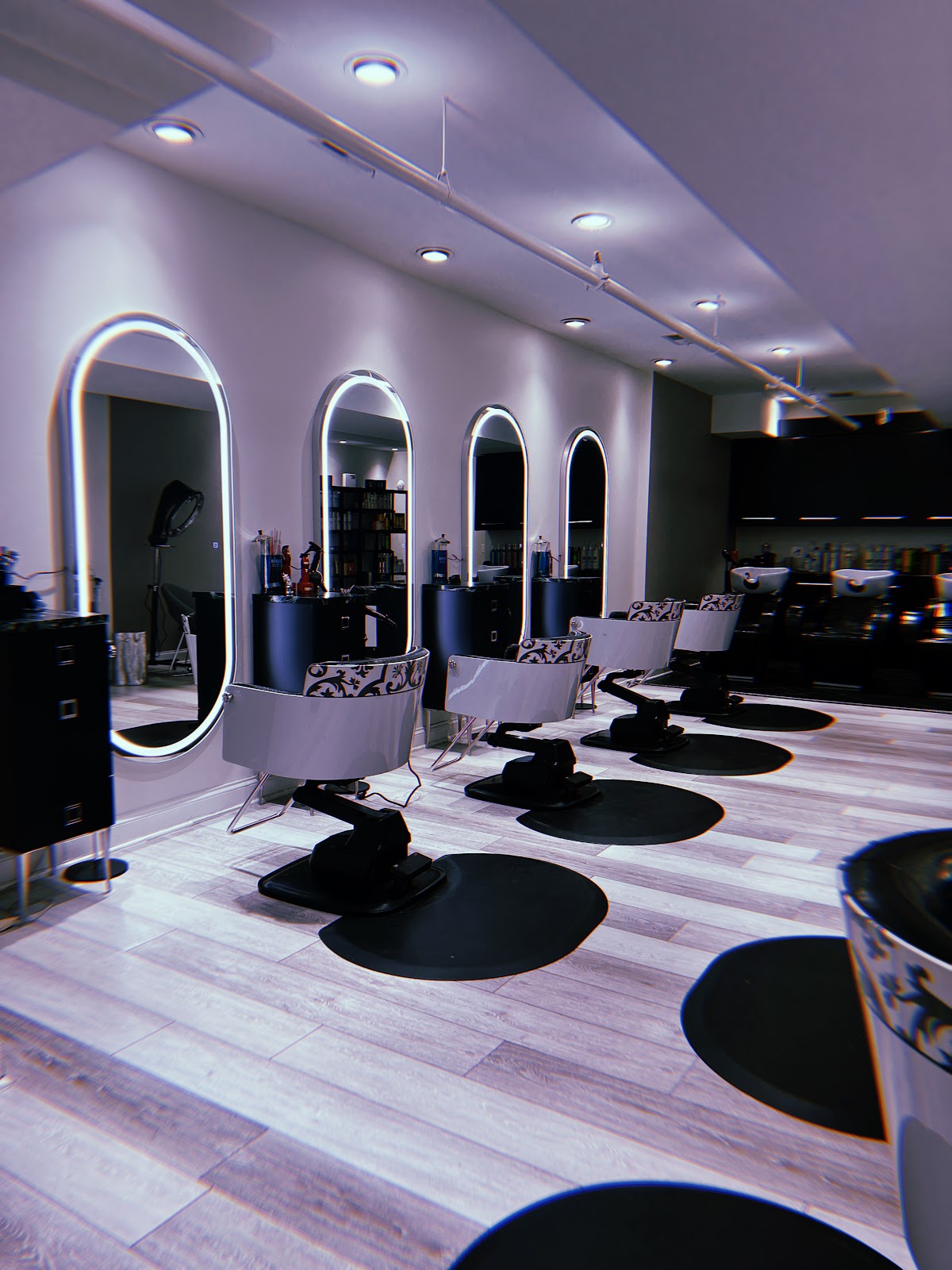 Inizio Hair Salon - Barbershop in Washington