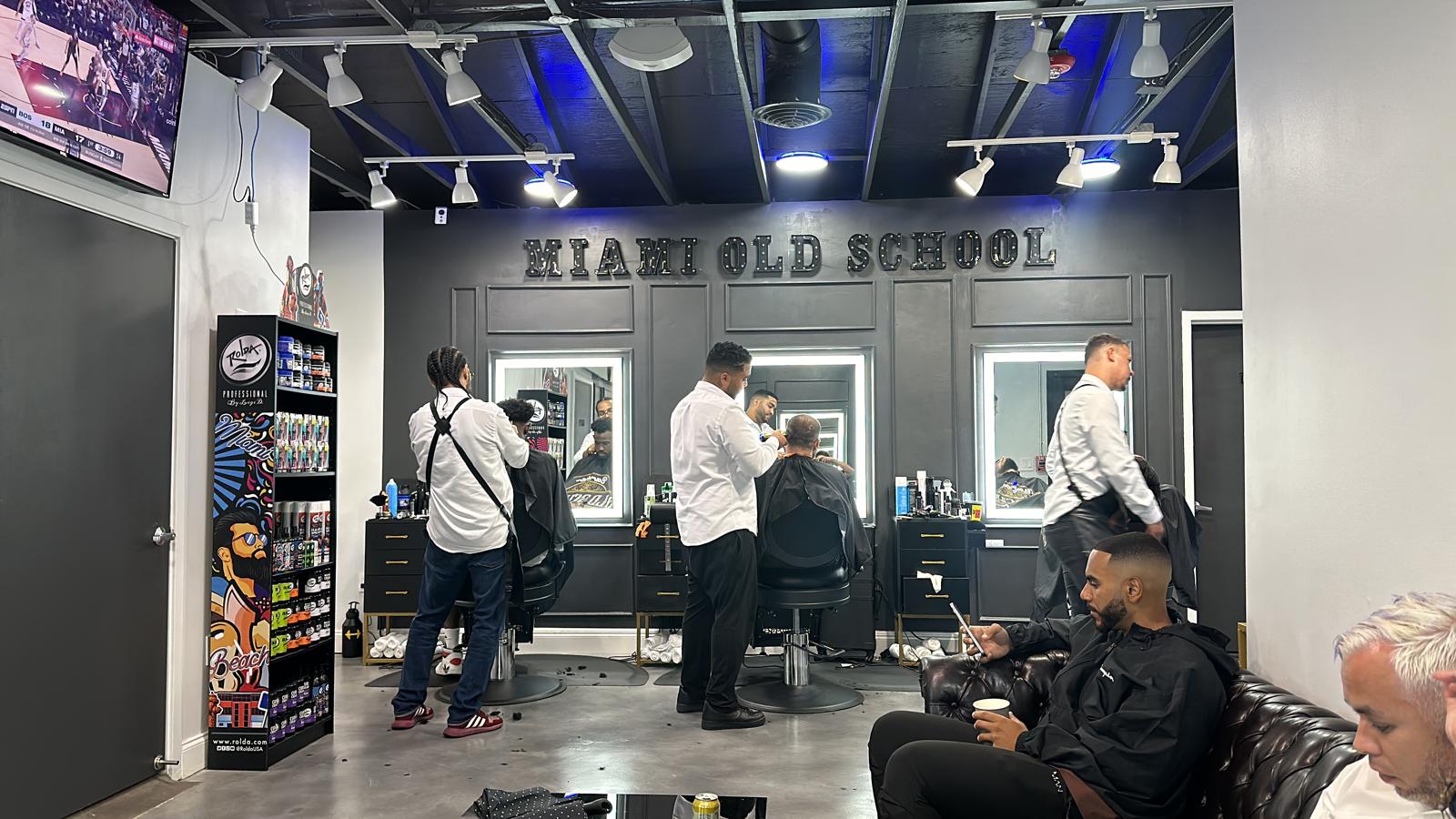 Miami Old School Barbershop - Barbershop in Miami