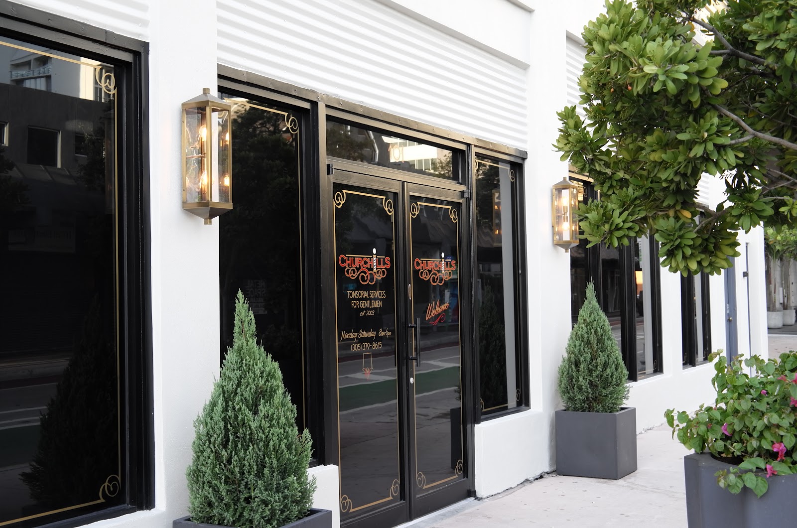 Churchills BarberShop - Barbershop in Miami