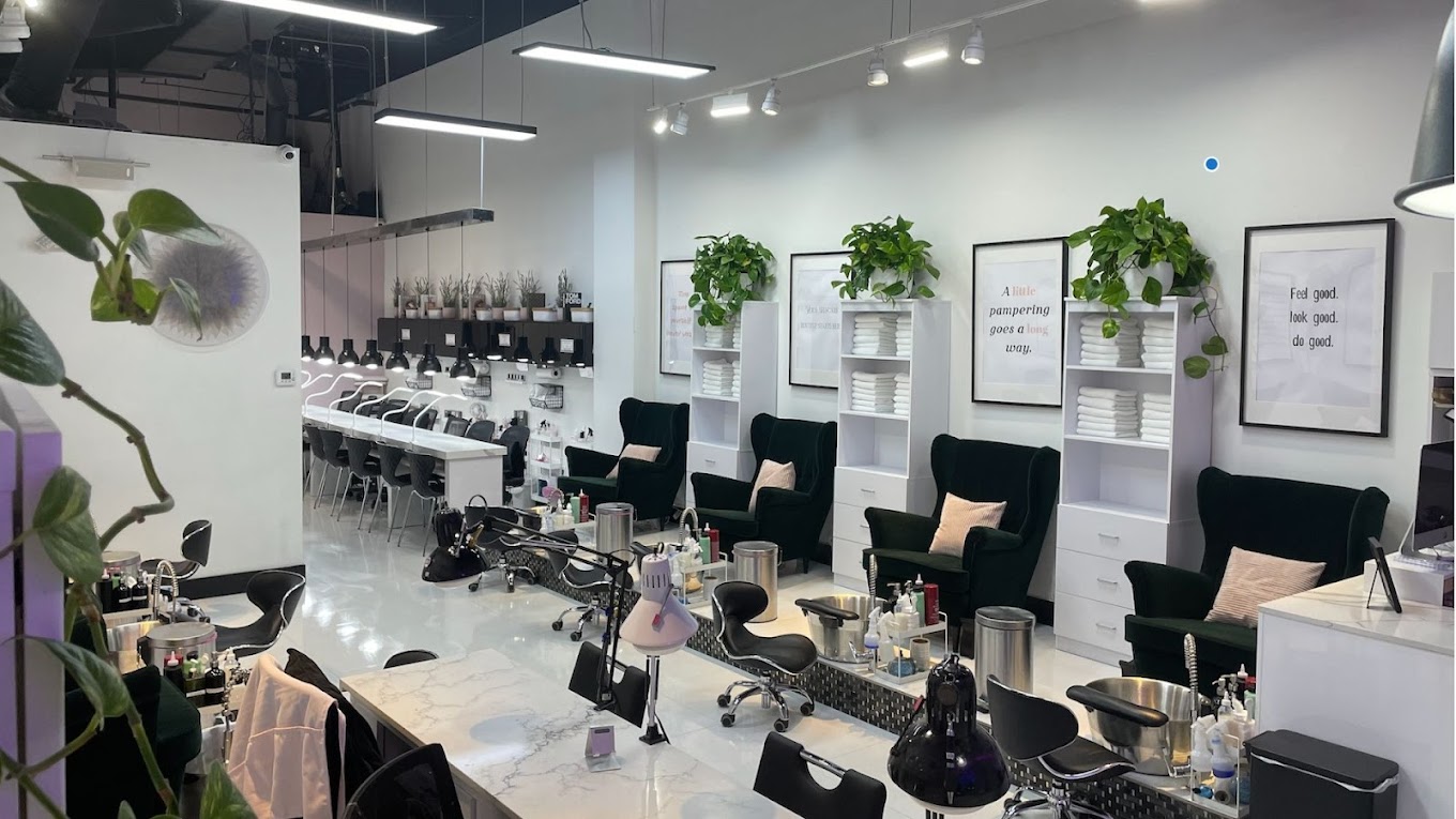 Biscayne Nail and Beauty Bar - Nail Salon in Miami