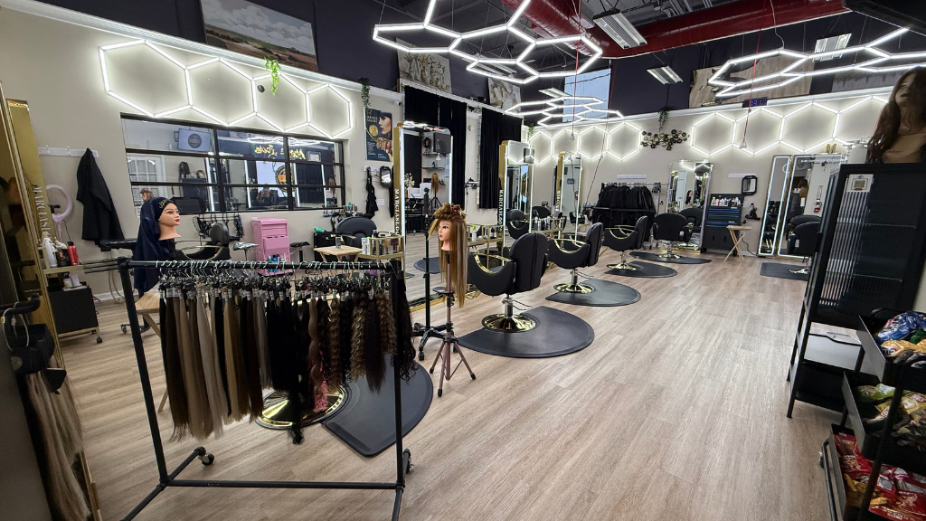 Marcia's Looks Salon - Nail Salon in Orlando