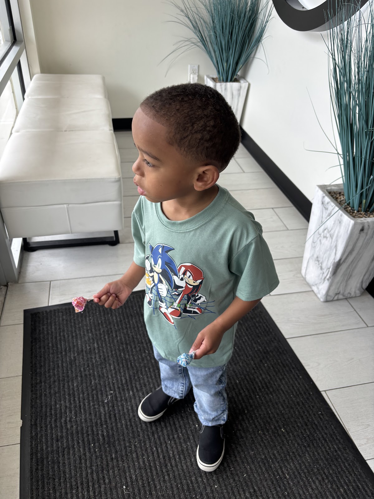 LM Nails & BarbHERshop - Barbershop in Jacksonville