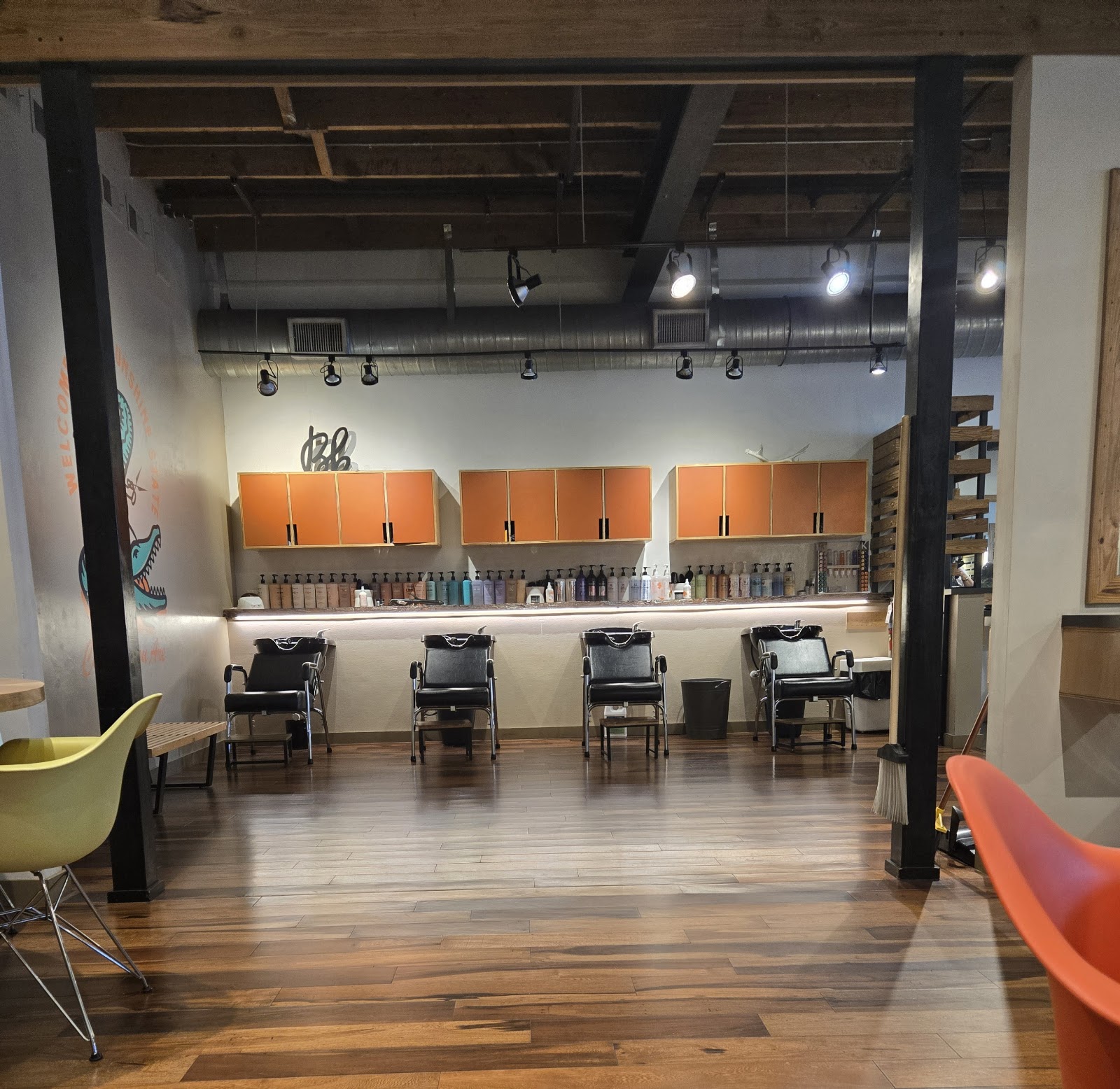 Hawthorn Salon - Hair Salon in Jacksonville