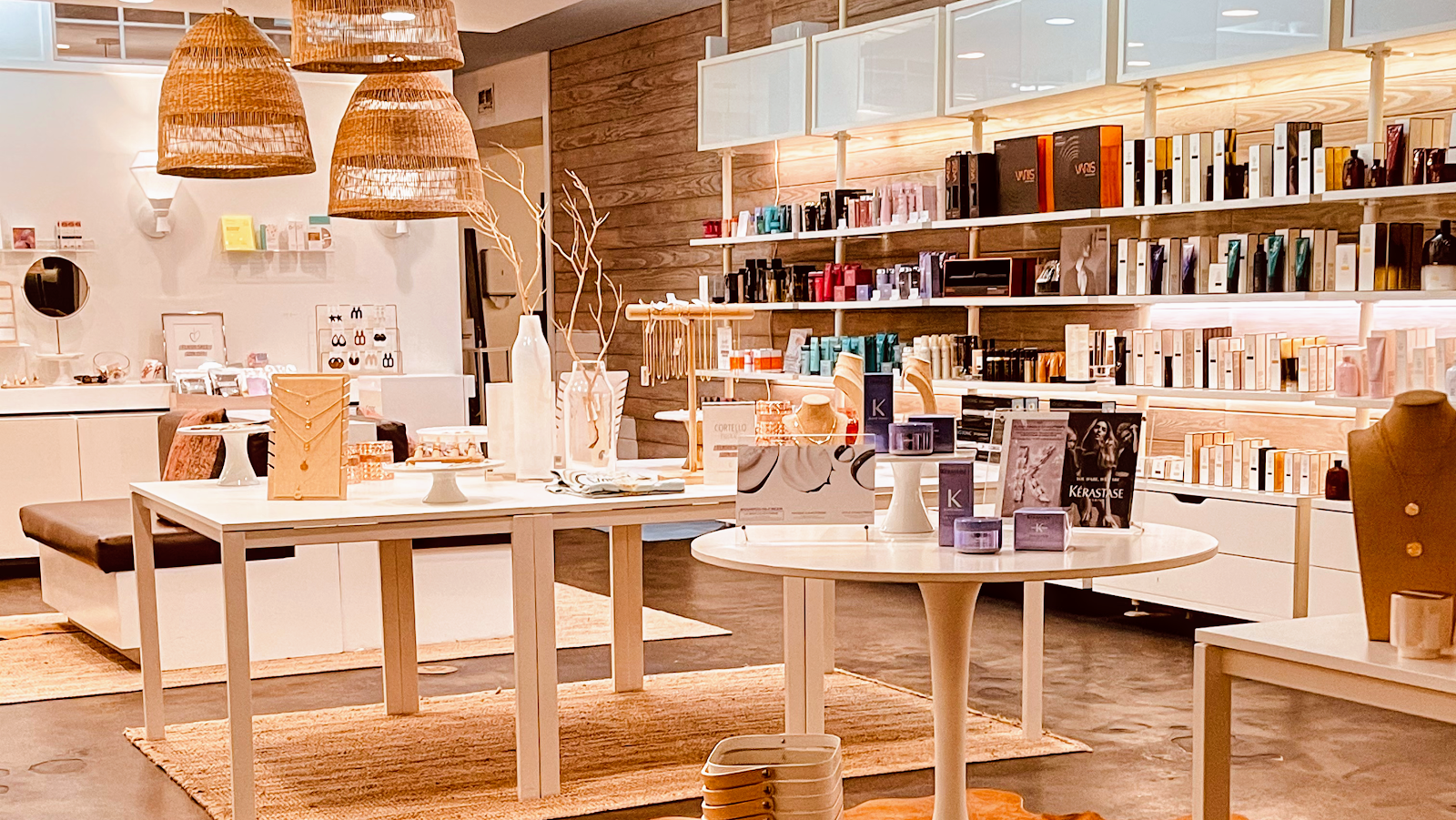 Cortello Hair Salon - Hair Salon in Jacksonville