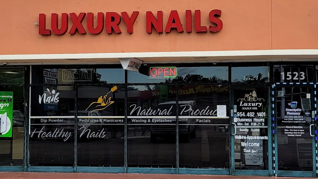 Luxury Nails Fort Lauderdale - Nail Salon in Fort Lauderdale