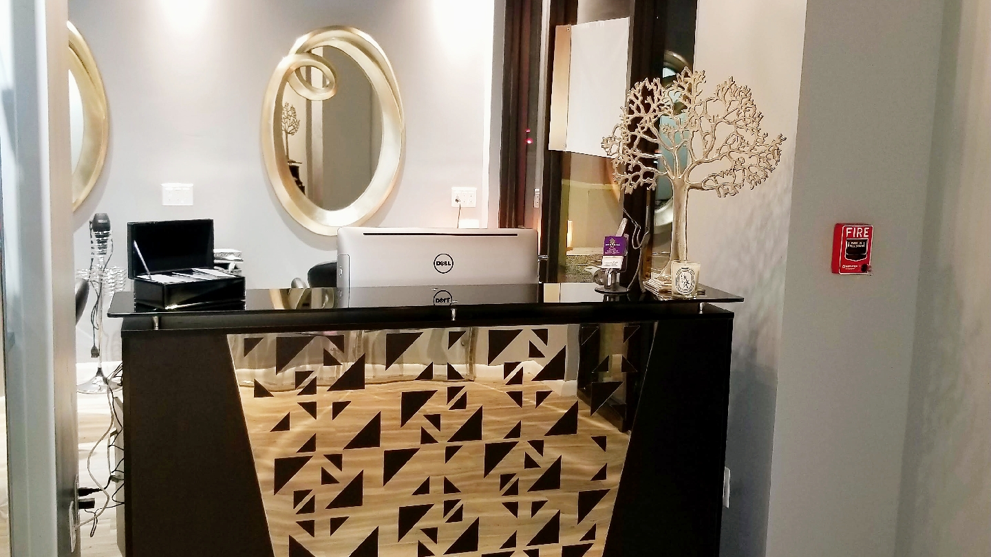 Salon Nirvana 954 - Hair Salon in Fort Lauderdale