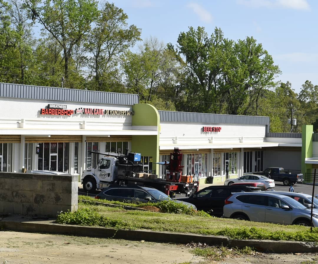 GREATNESS BARBERSHOP - Barbershop in Tallahassee