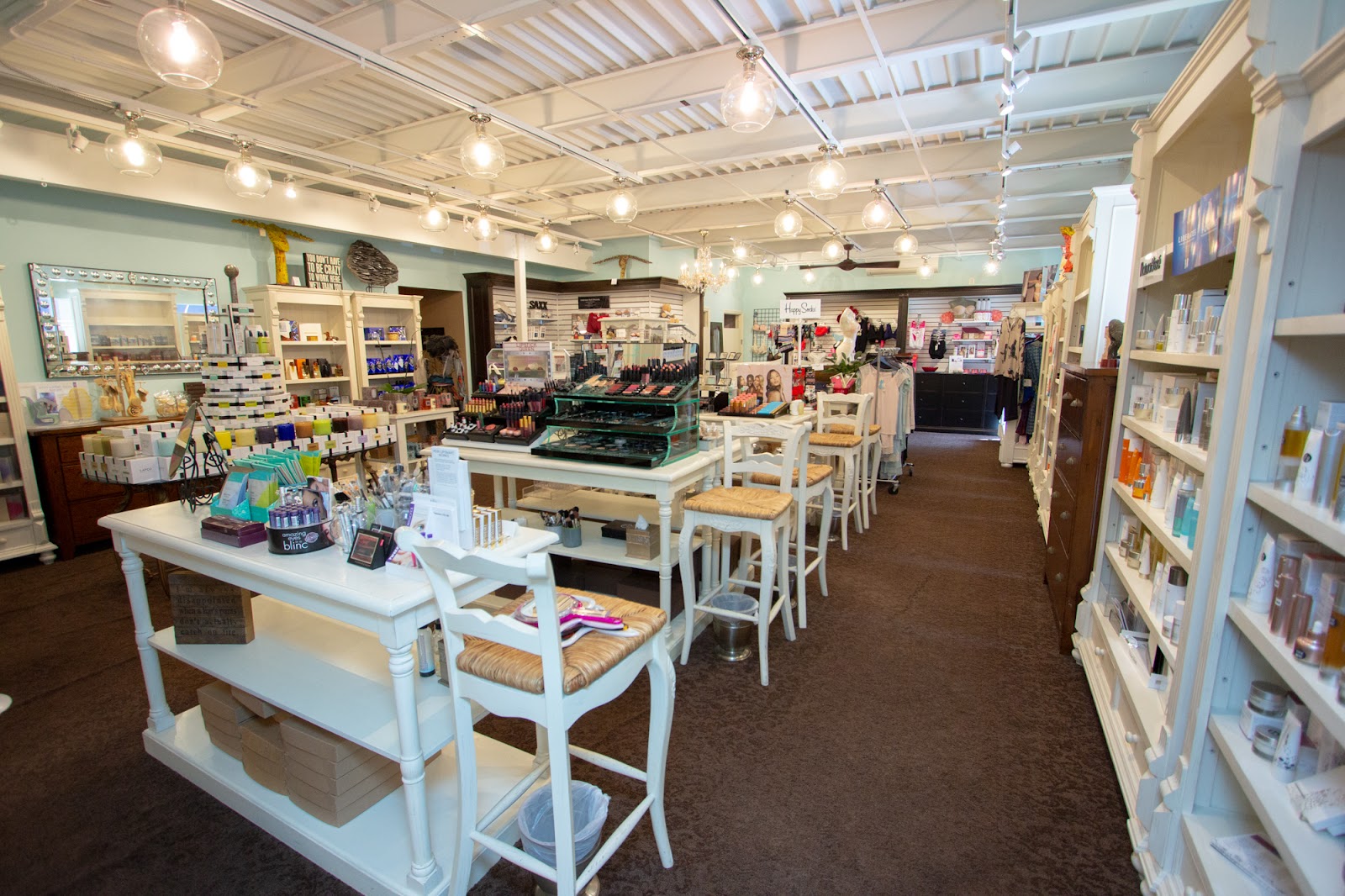 Kanvas - Hair Salon in Tallahassee