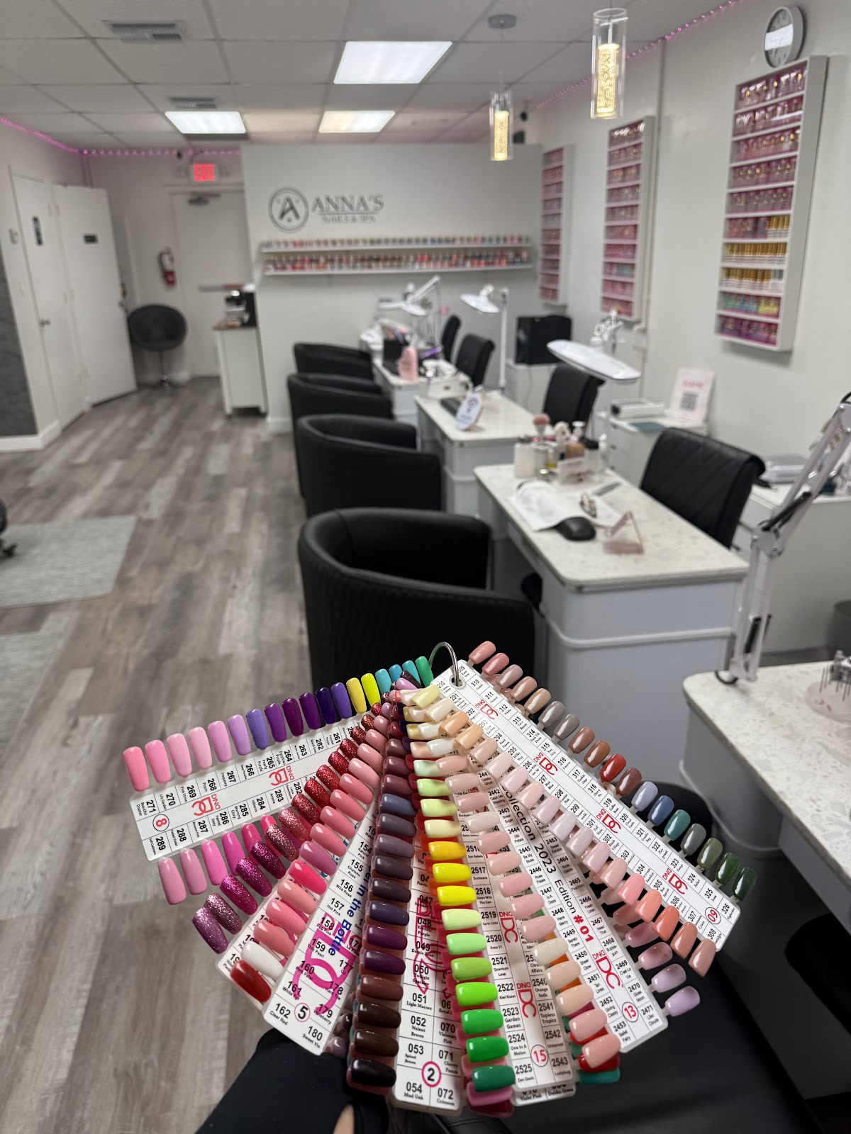 Annas Nail & spa - Nail Salon in Naples