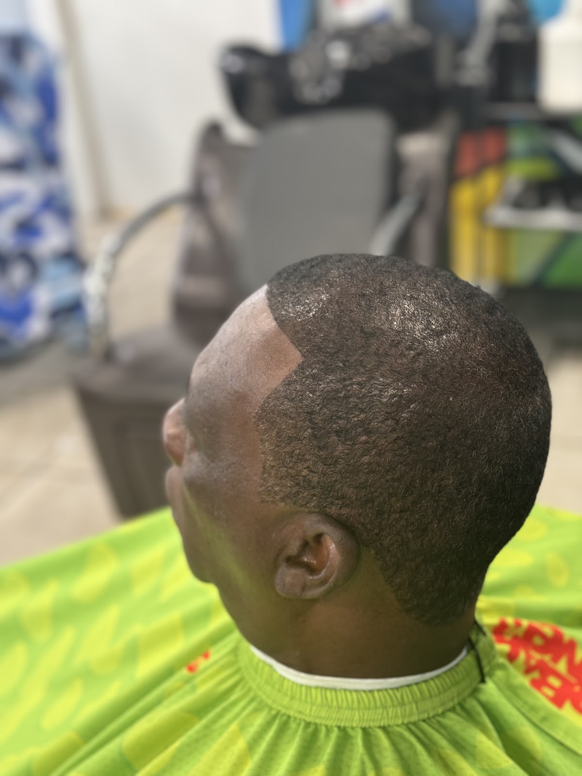 Mankind Barber Lounge - Barbershop in Sarasota
