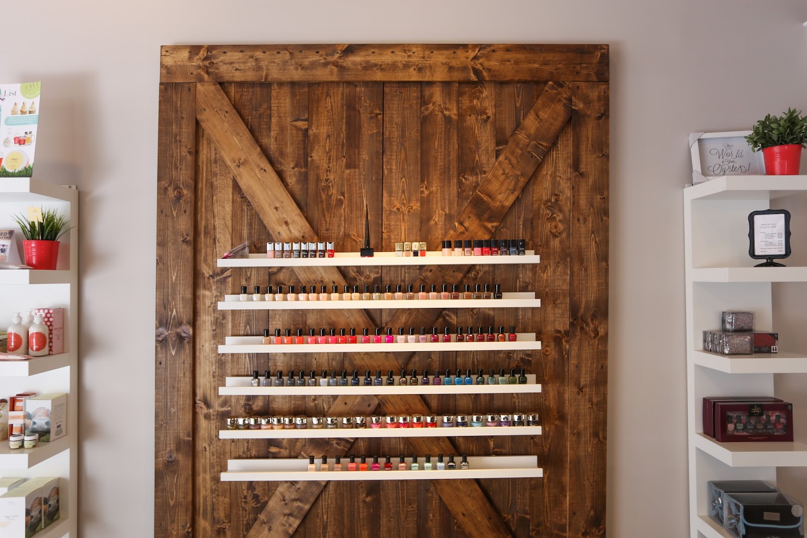 Paint Nail Bar - Nail Salon in Sarasota
