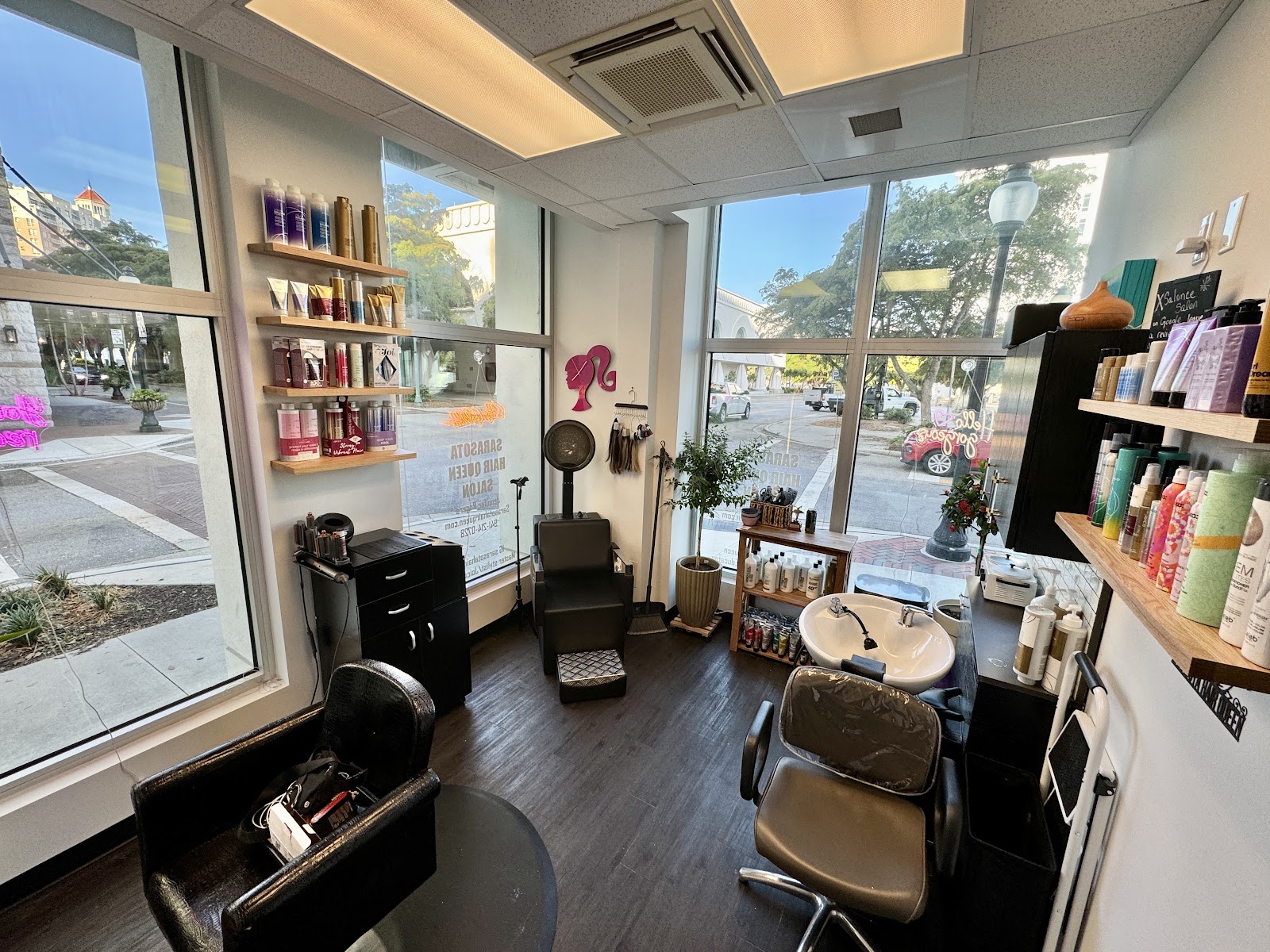 Sarasota Hair Queen Salon - Hair Salon in Sarasota