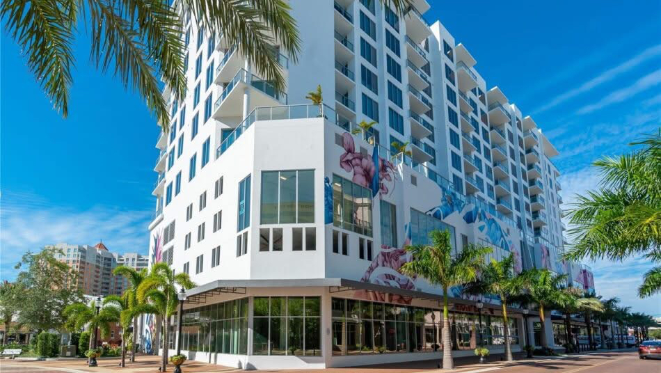 Ana Molinari Salon Spa Boutique - Nail Salon in Sarasota