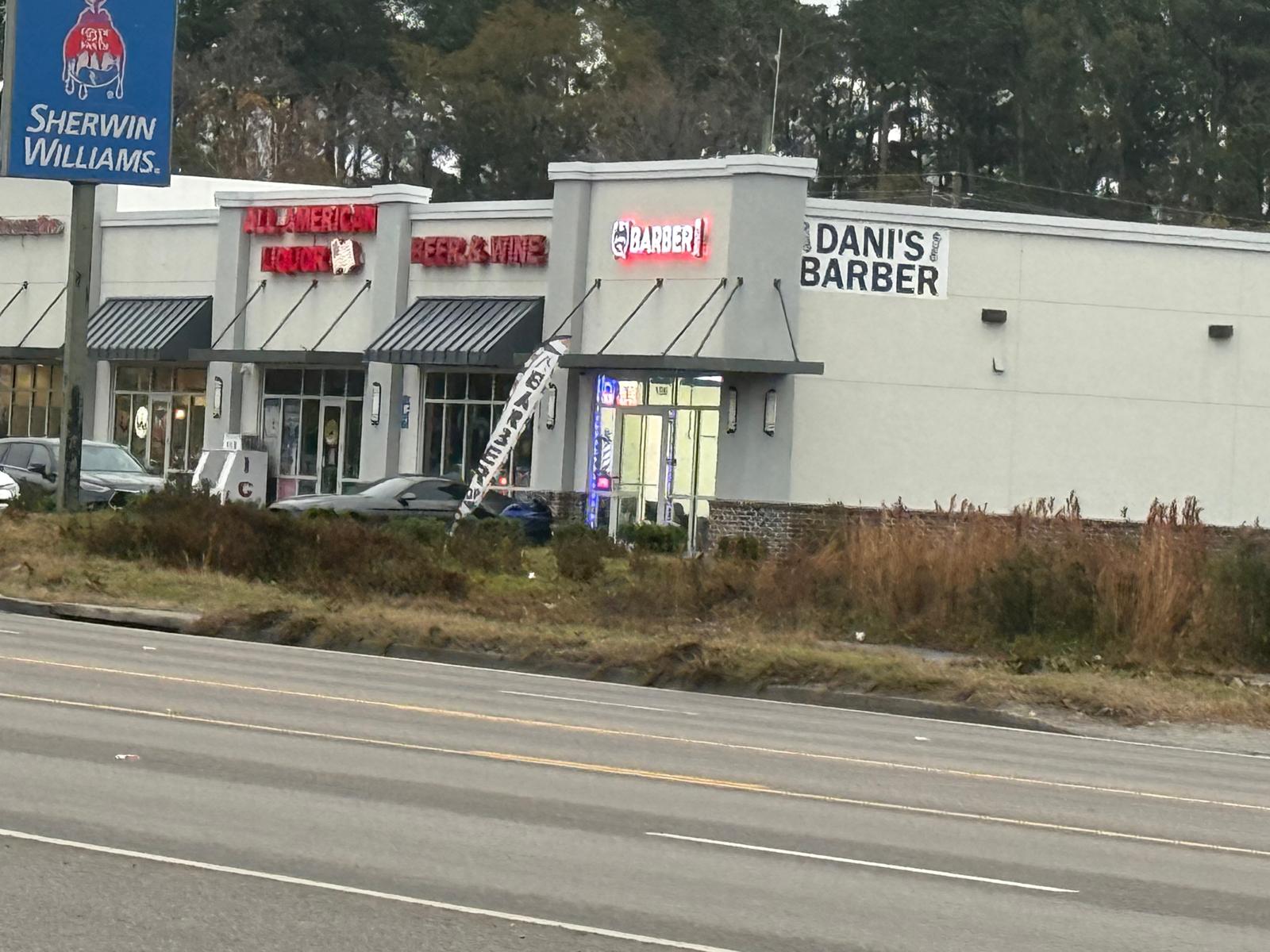 Danis Barbershop 2 - Barbershop in Savannah