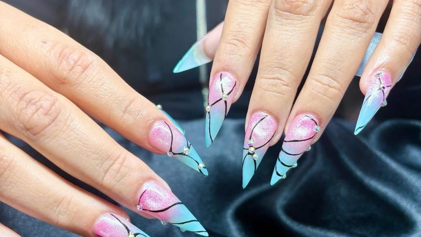Glamour Nails - Nail Salon in Savannah