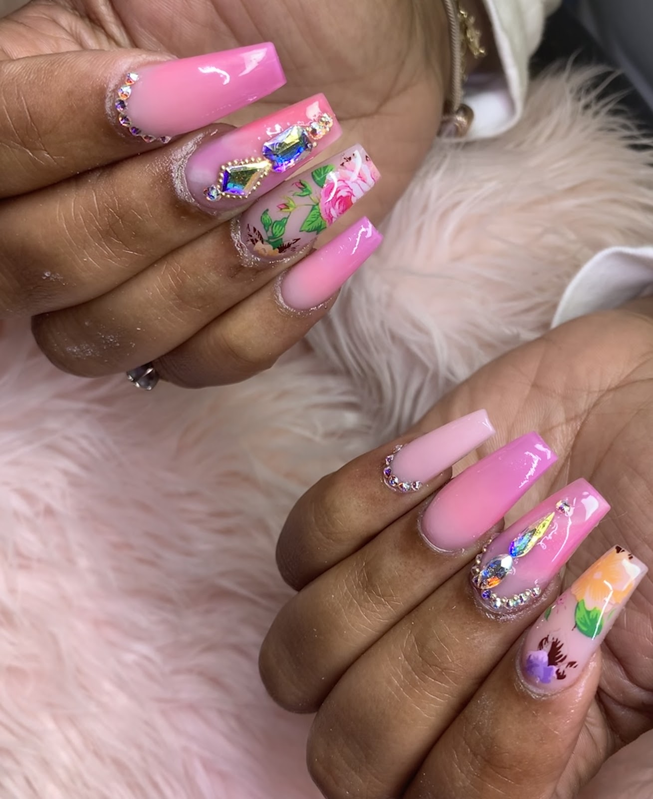 Studio 18 Nail Salon - Nail Salon in Savannah