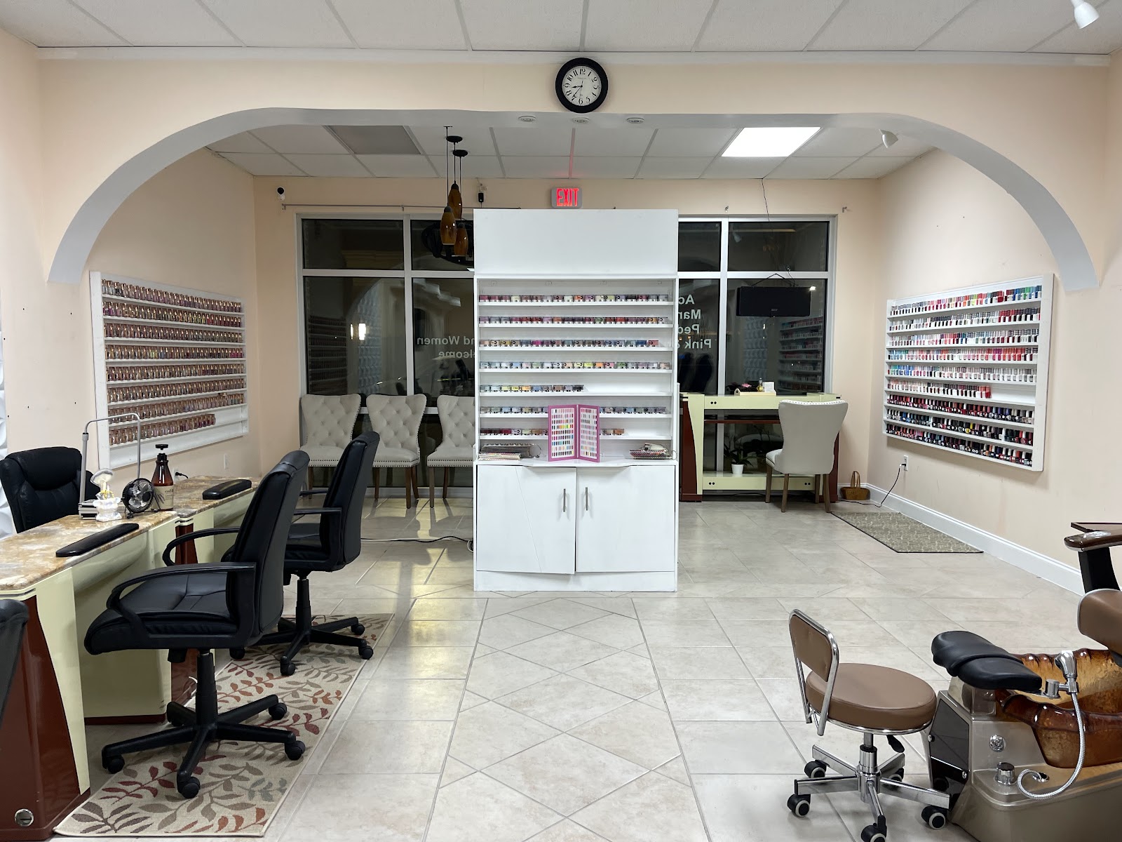 Golden Hill Nails Spa - Nail Salon in Savannah