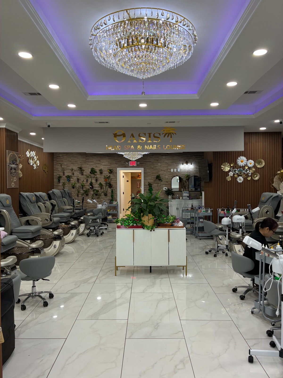 Oasis Head Spa and Nail Lounge - Beauty Spa in Savannah
