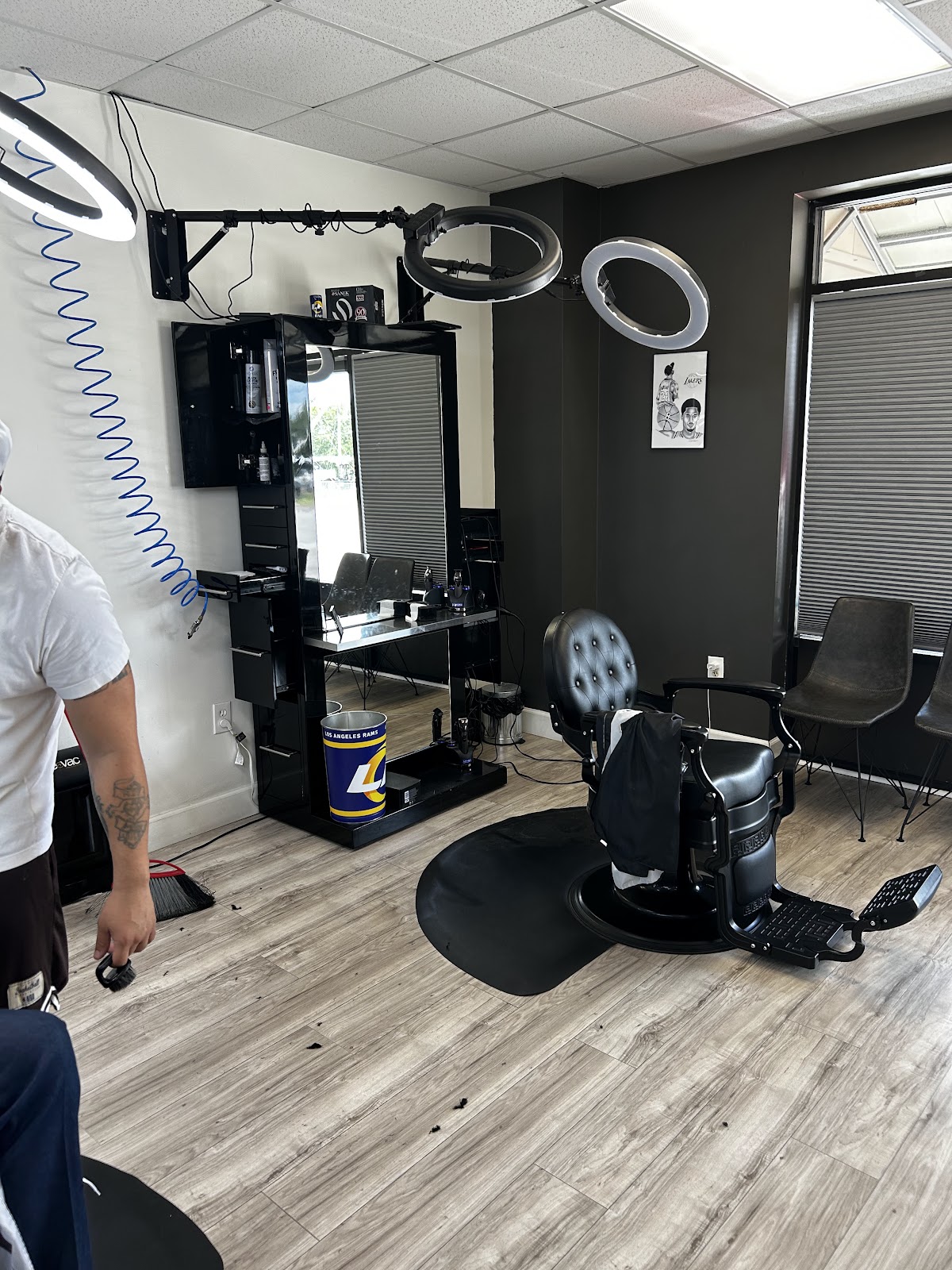 Augusta’s barber lounge - Barbershop in Augusta