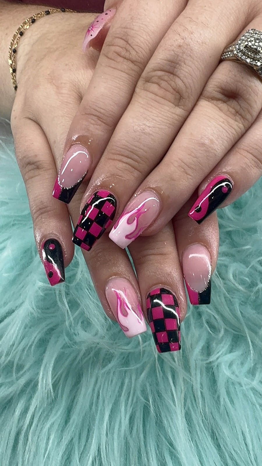 Tips N Toes Nail Salon - Nail Salon in Columbus