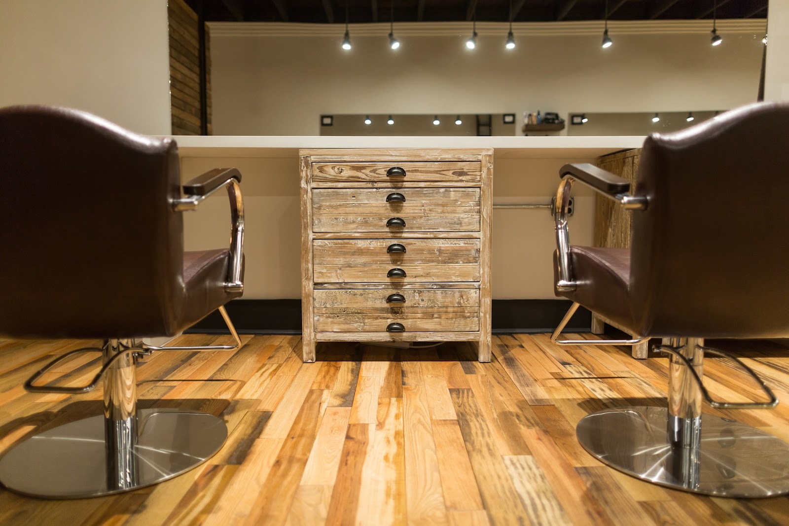 501 Salon Experience - Hair Salon in Columbus