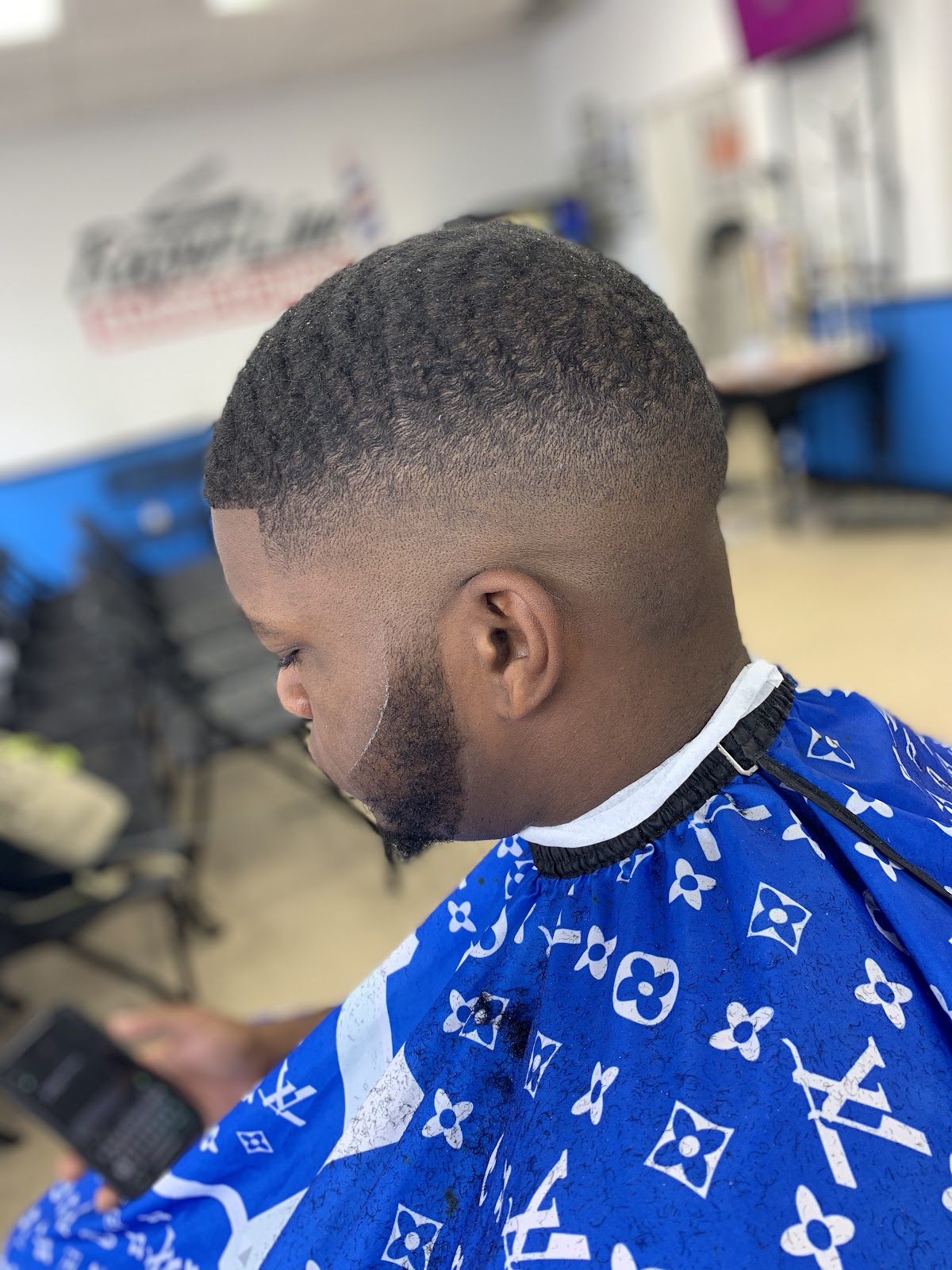 Razorline Barbershop - Barbershop in Macon