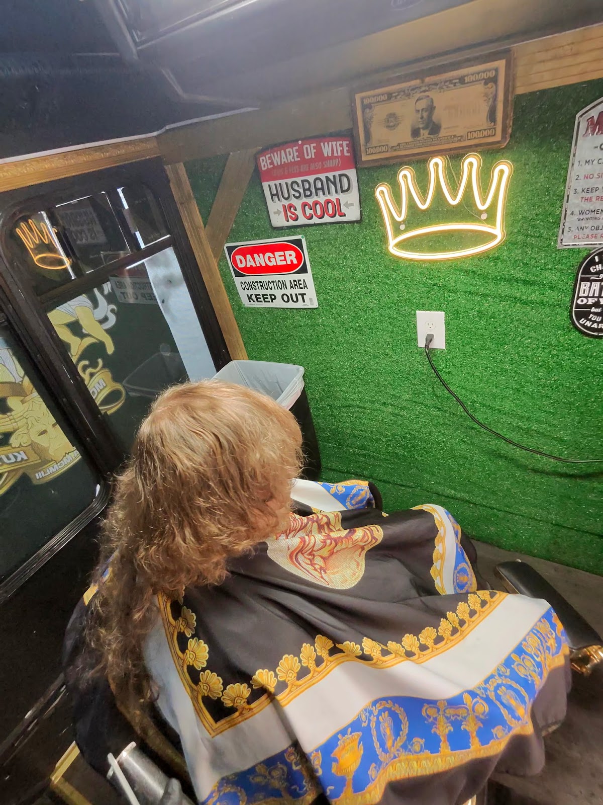 BUSdown Mobile Kutz - Barbershop in Athens