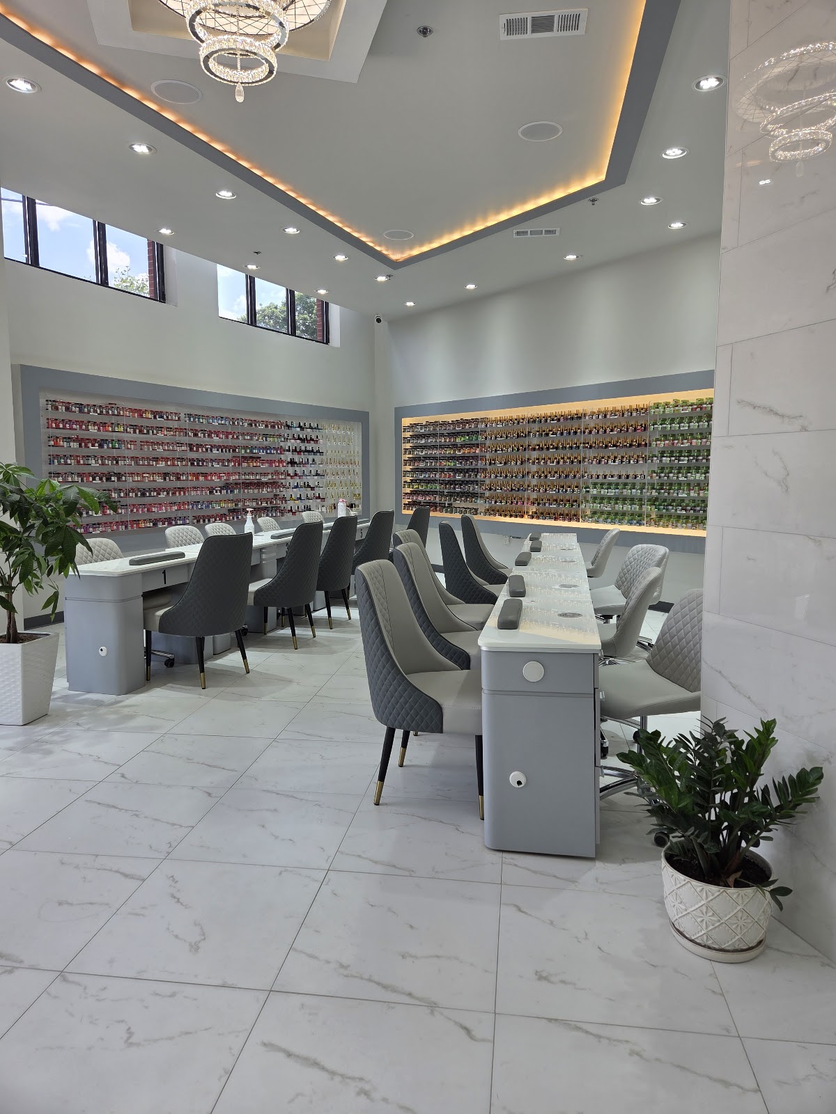 Unique Nail Bar - Nail Salon in Athens