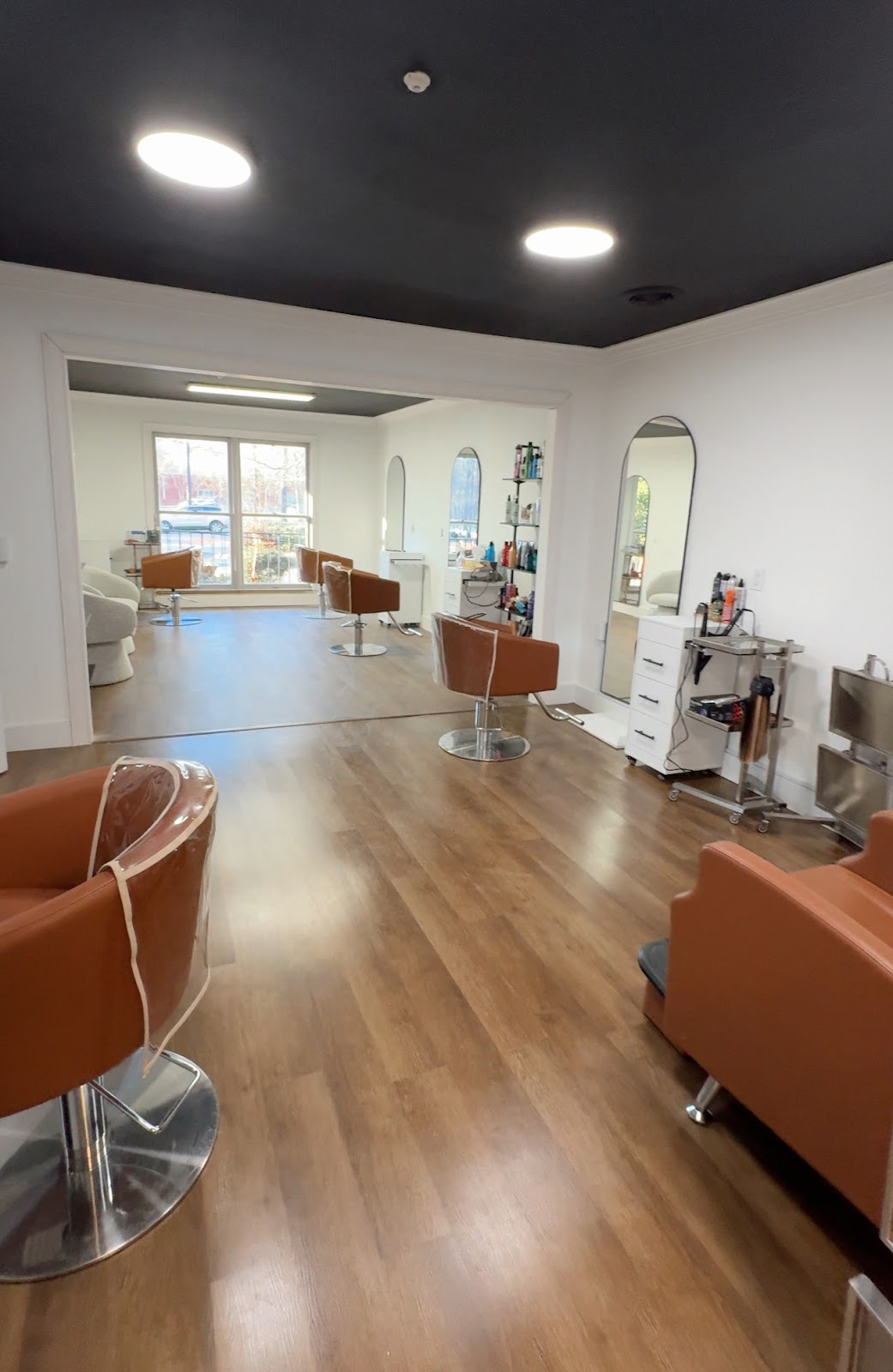 Salon Winston - Hair Salon in Athens