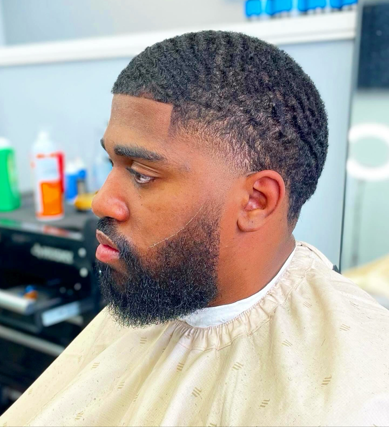 Topgun Barbershop Honolulu - Barbershop in Honolulu