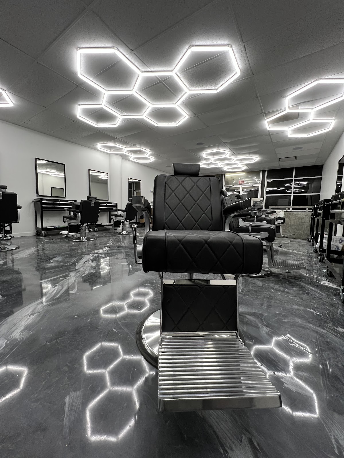 Blend House - Barbershop in Honolulu