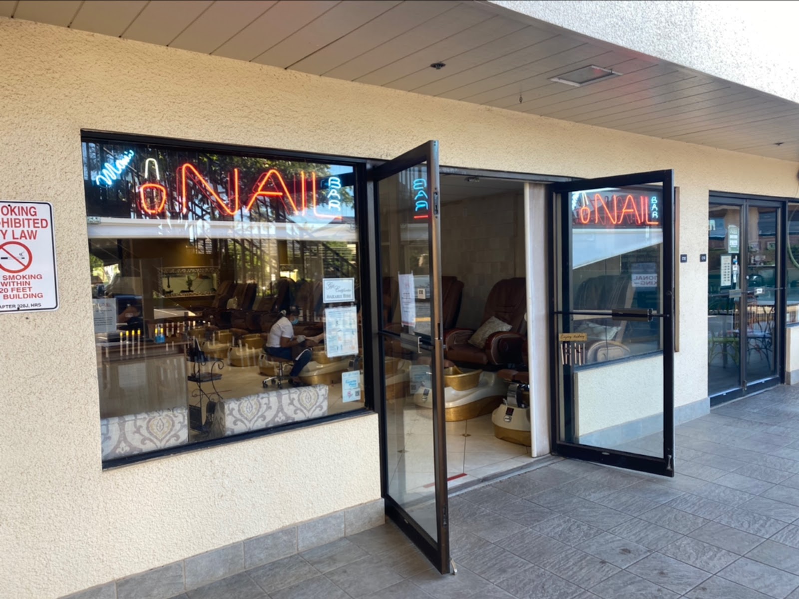 Maui Nail Bar - Nail Salon in Maui