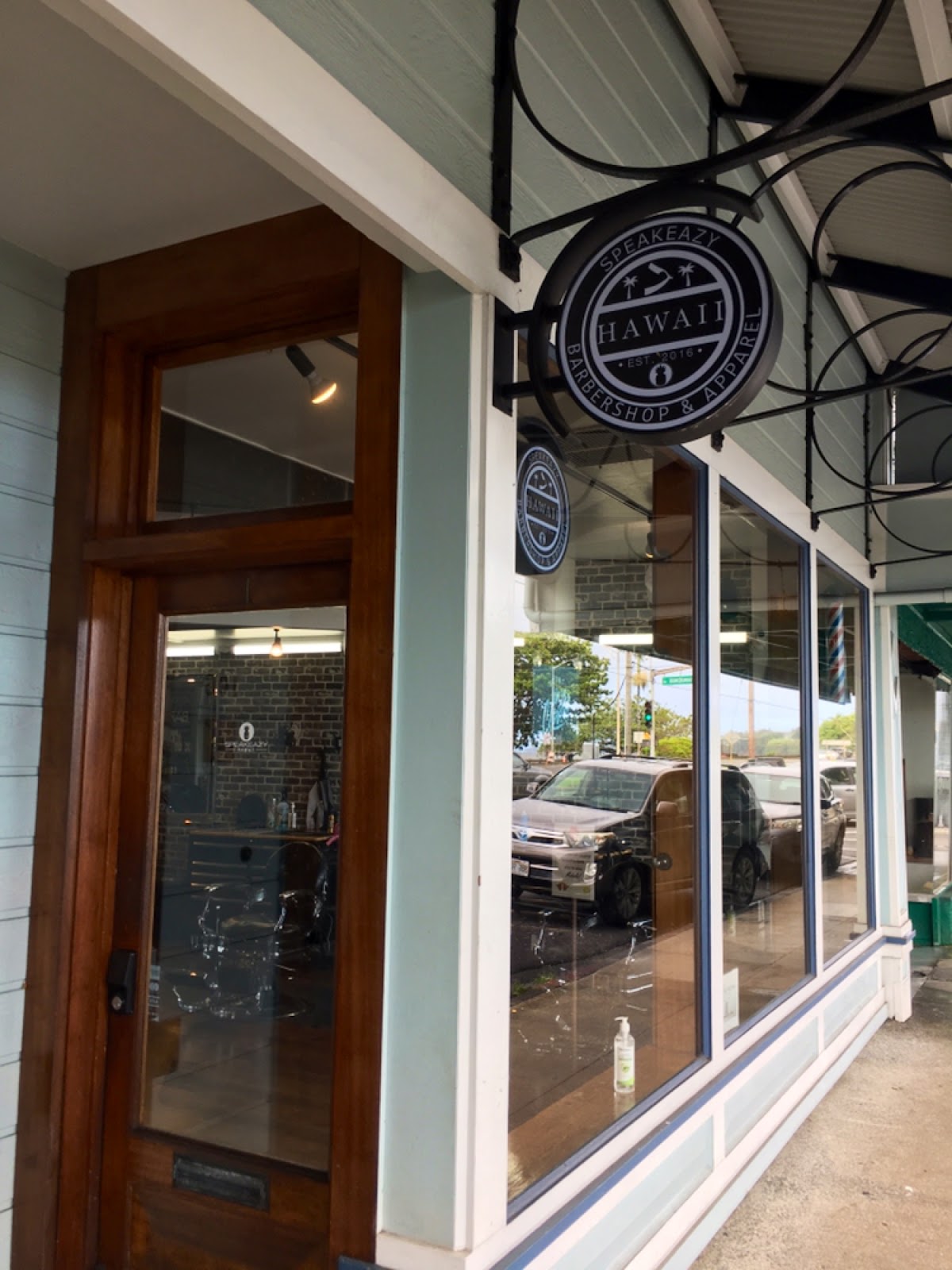 Speakeazy Hawaii - Barbershop in Hilo