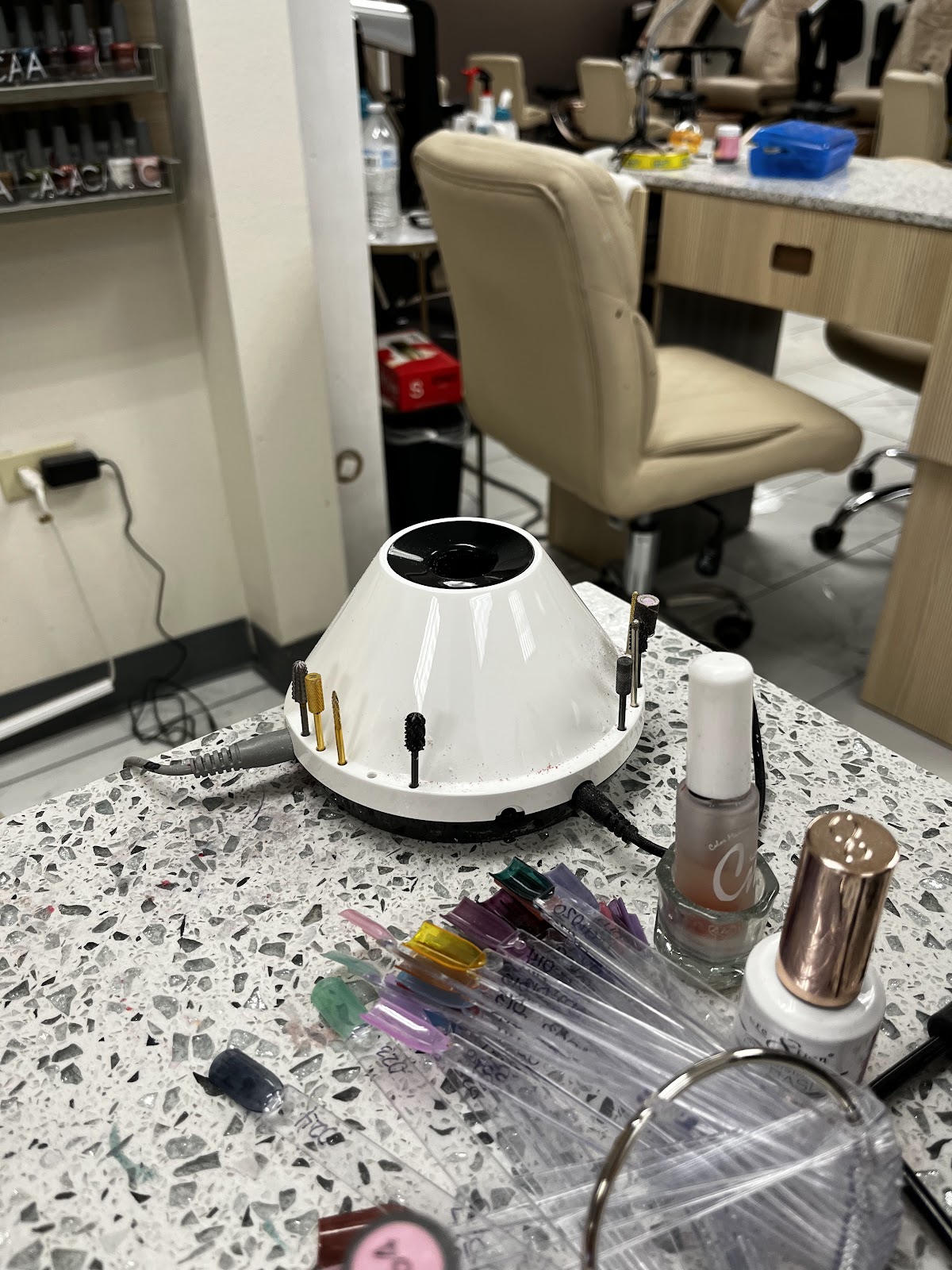 Alyss Nails and Spa - Nail Salon in Hilo