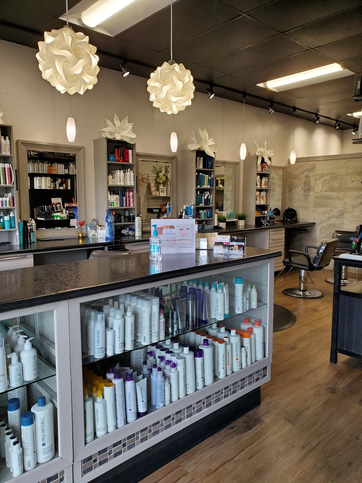 More Good Hair Days - Beauty Spa in Hilo