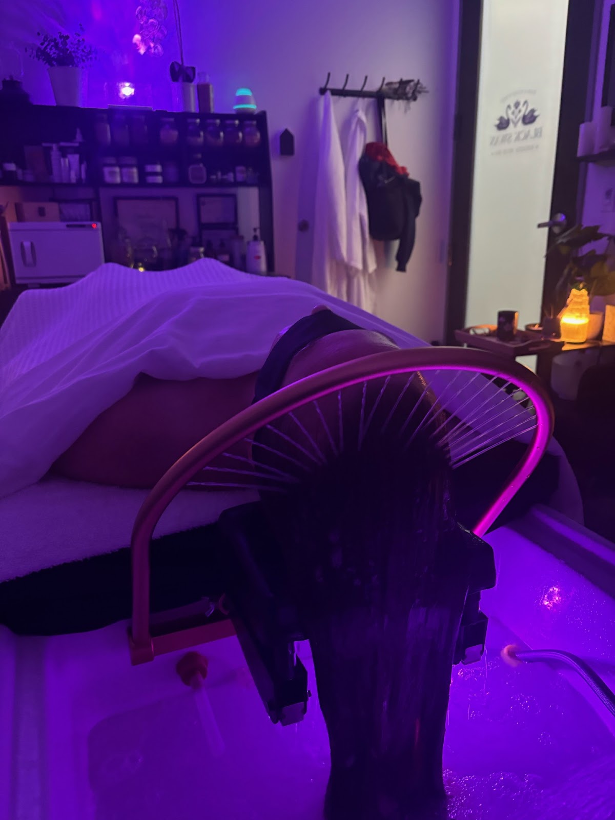 Black Swan Holistic Head Spa - Beauty Spa in Indianapolis