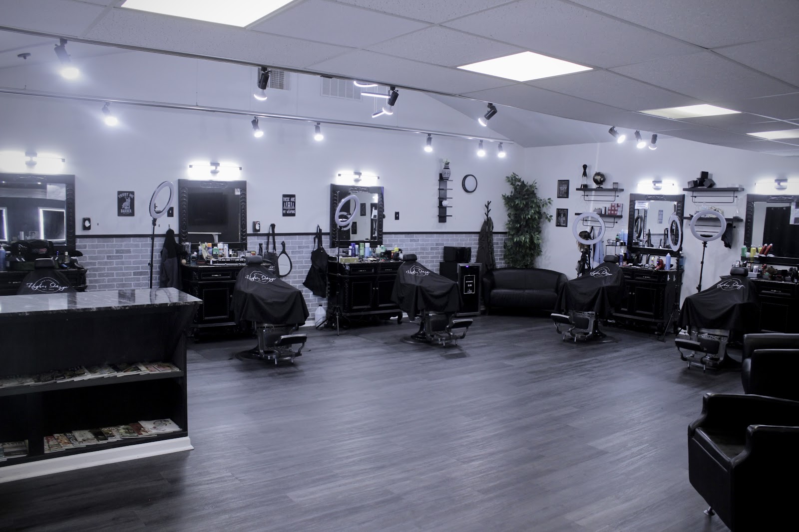 Higher Image Hair Studio - Barbershop in Evansville