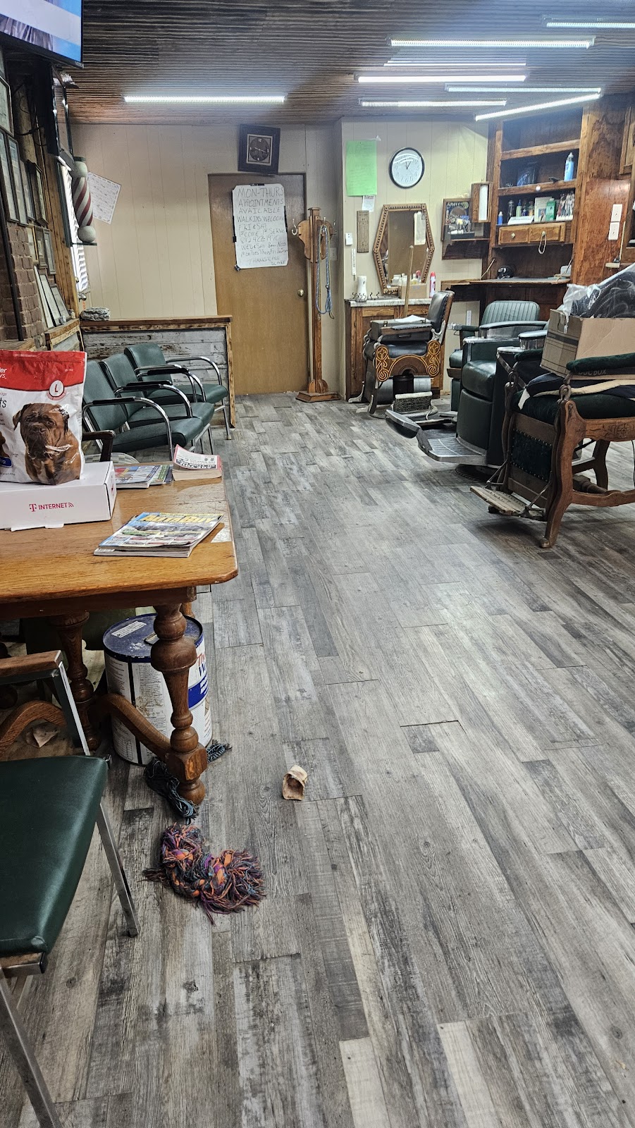 Clippers First Avenue Barber - Barbershop in Evansville