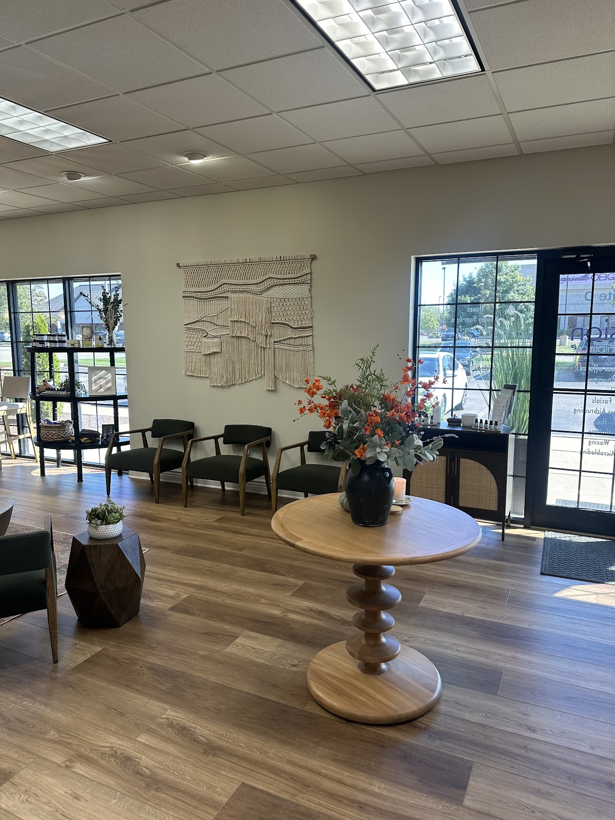 Fusion Spa and Salon - Hair Salon in Evansville