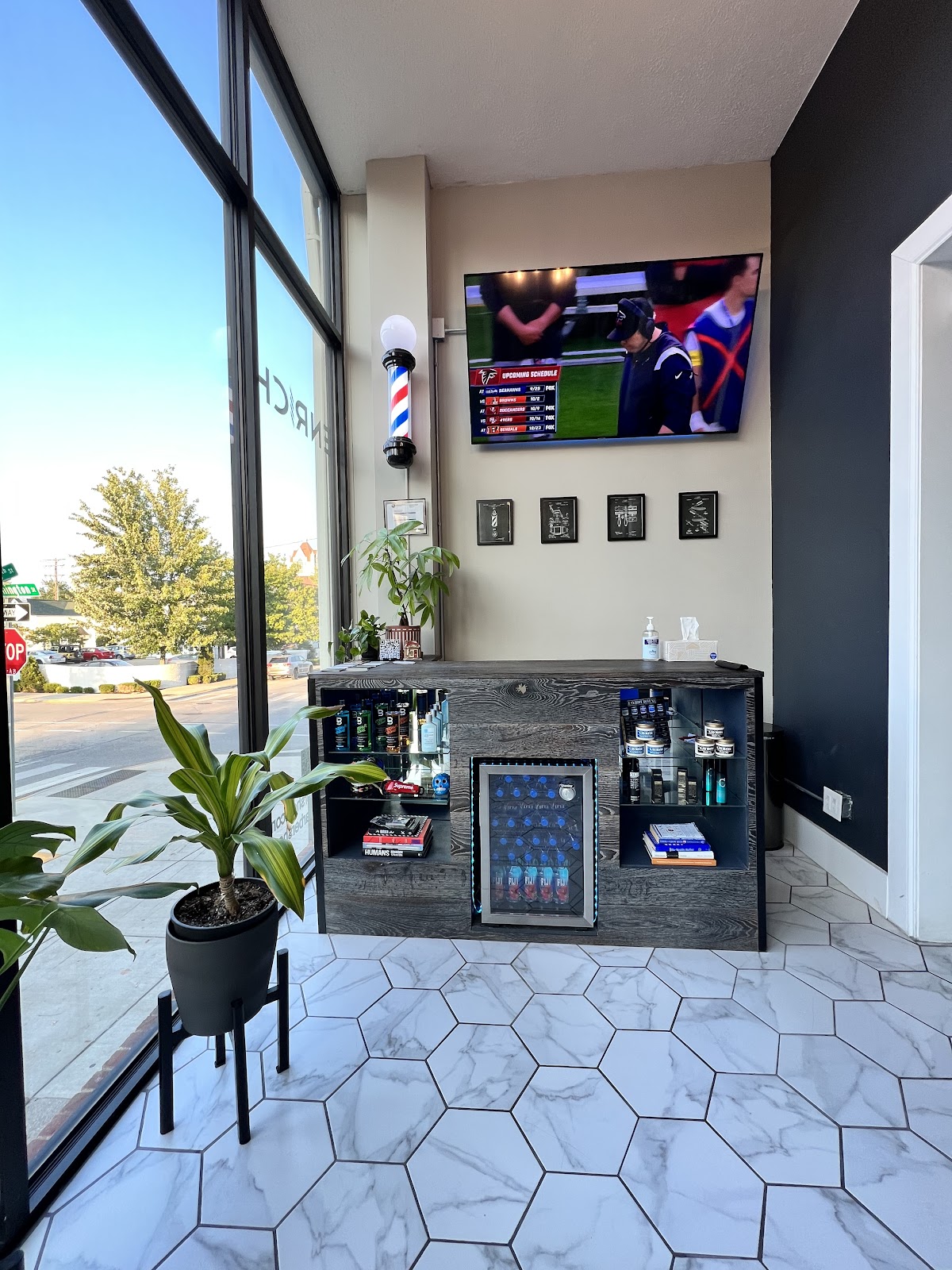 Enrich Barbershop - Barbershop in Bloomington