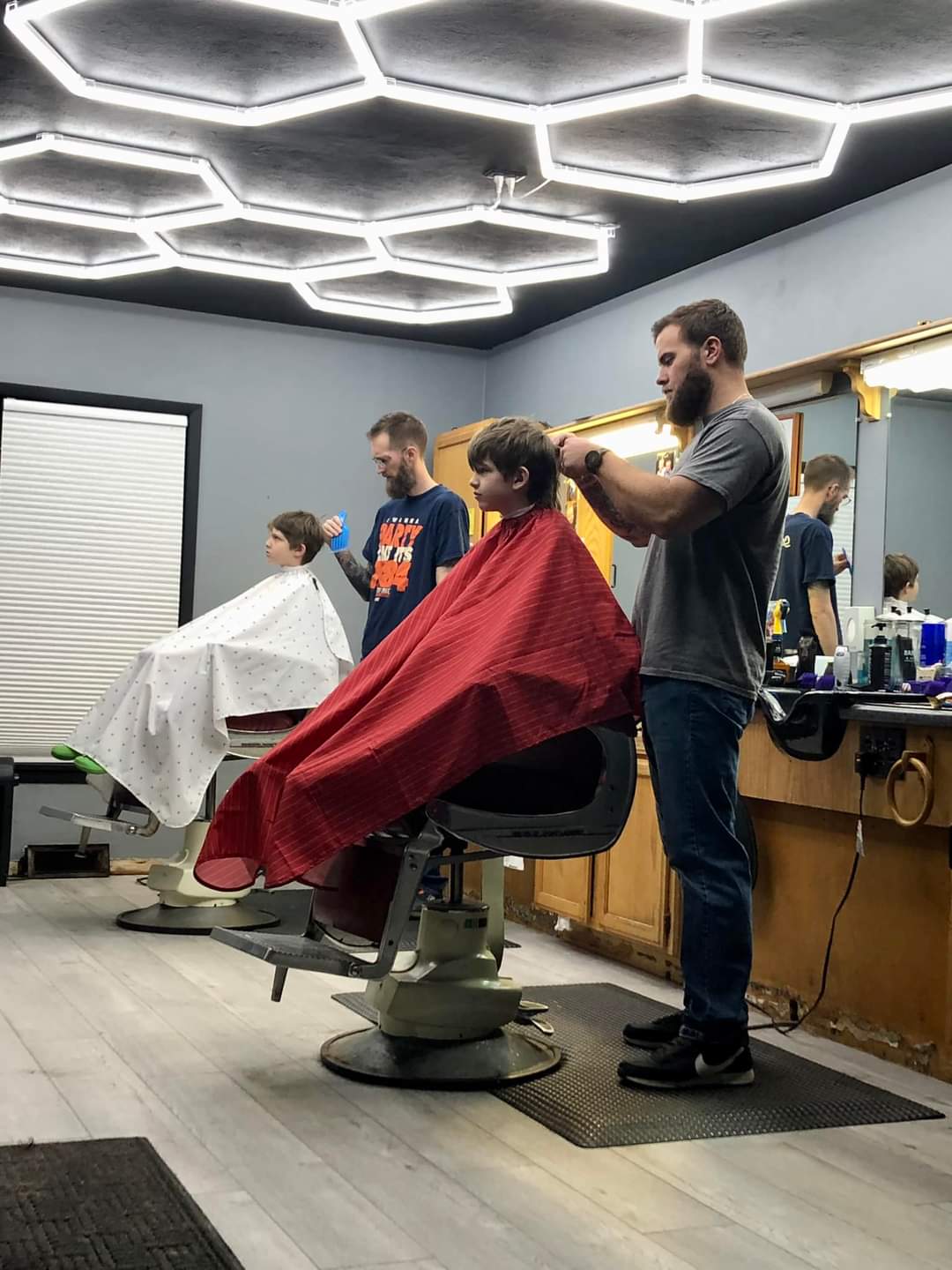 Stout Creek Barbershop - Barbershop in Bloomington