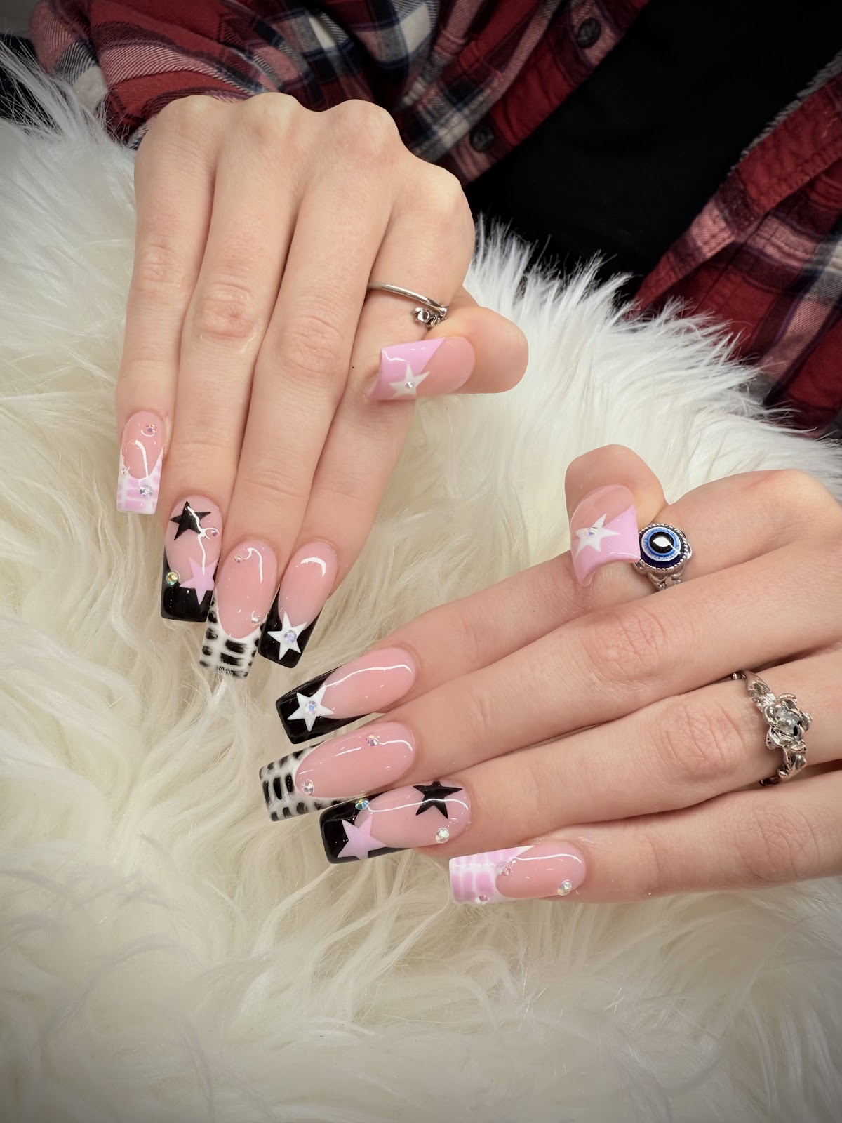 Nails & Spa - Nail Salon in Bloomington