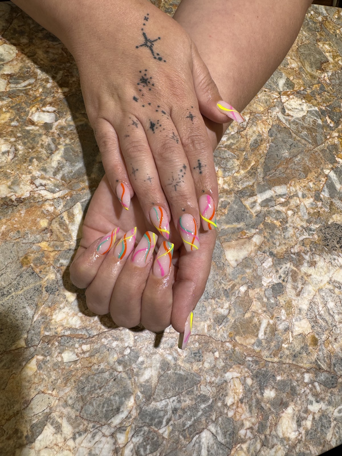 T & T Nail Salon - Nail Salon in Bloomington