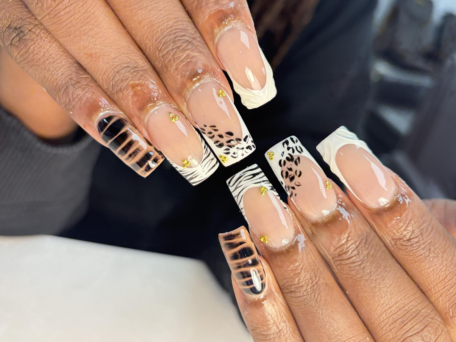 Sunny Nails - Nail Salon in Des Moines