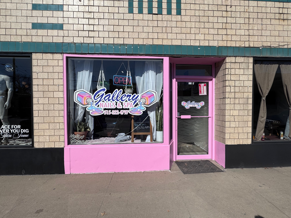 Gallery Nails and Spa - Nail Salon in Des Moines